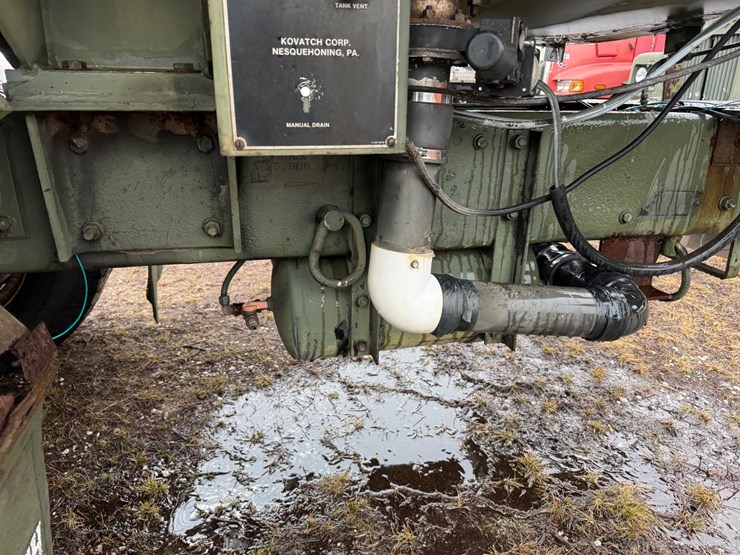 1984-mack-dm492s-image-66