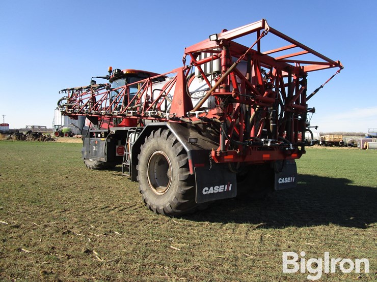 2012-case-ih-3530-floater-sprayer-image-7