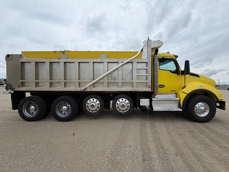 2019-kenworth-t880-image-2