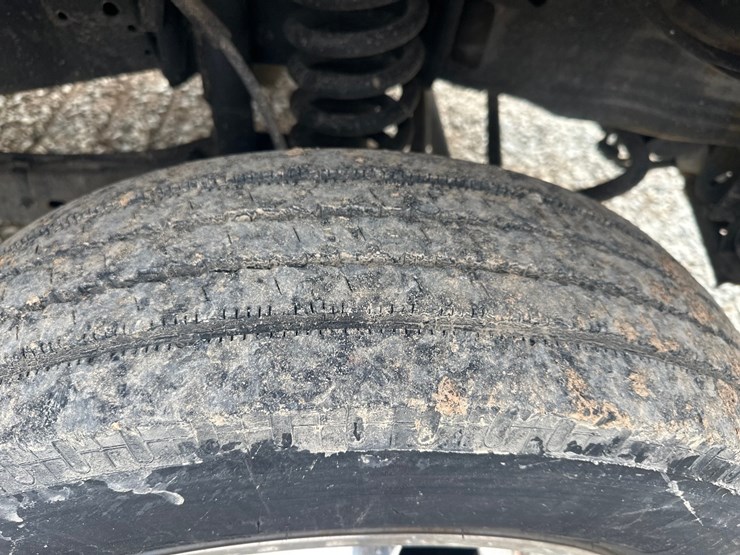 2006-ford-f550-image-54