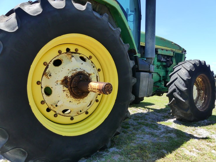 john-deere-8300-image-7