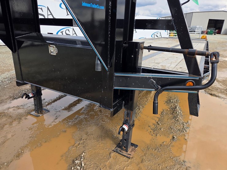 2024-massey-ferguson-8-image-14