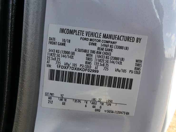 2019-ford-f750-image-15