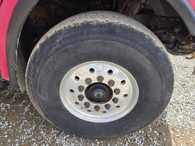 2005-massey-ferguson-8-image-76