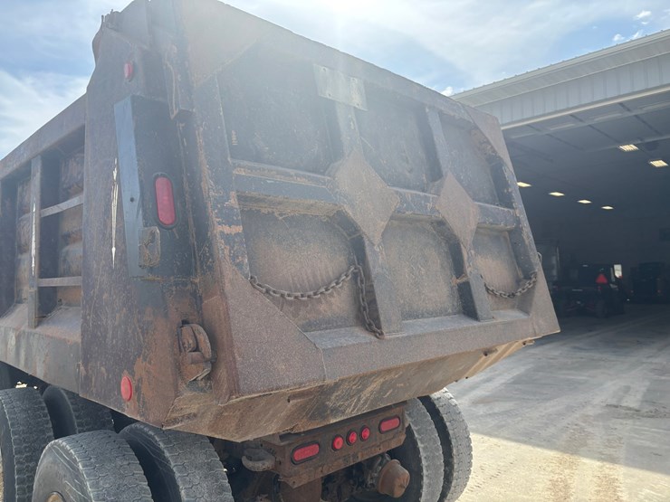 1999-sterling-l9513-image-51