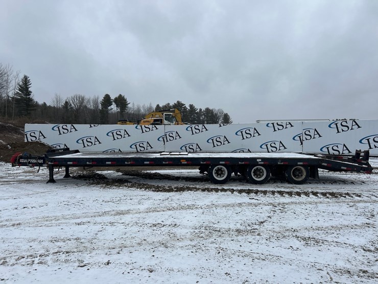 2020-massey-ferguson-8-image-2