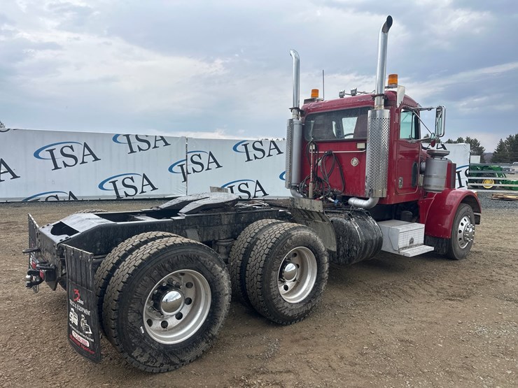 2004-peterbilt-378-image-5