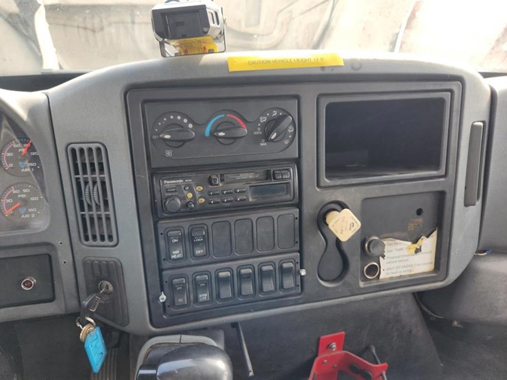 2003-international-durastar-4300-image-71