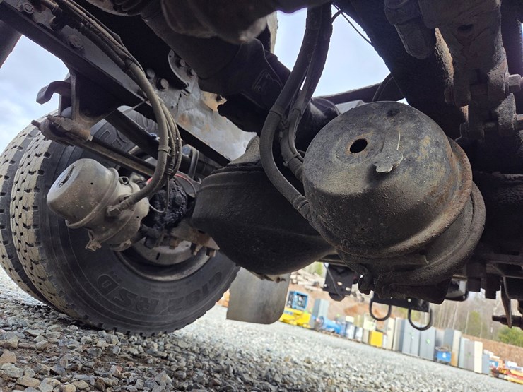 2007-massey-ferguson-8-image-34