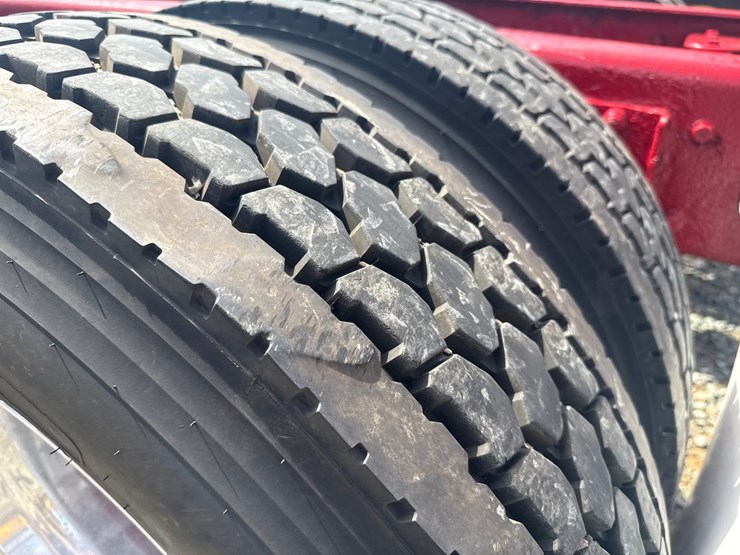 2005-kenworth-t800-image-83