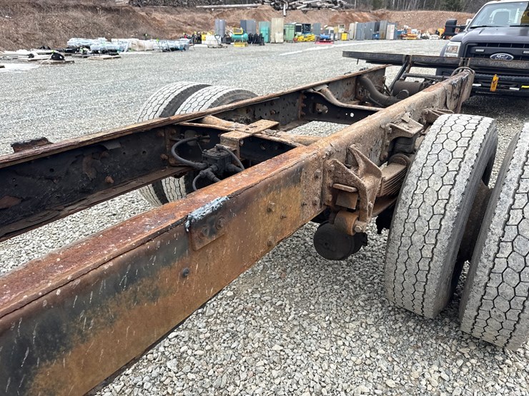 2002-international-4300-sba-image-39