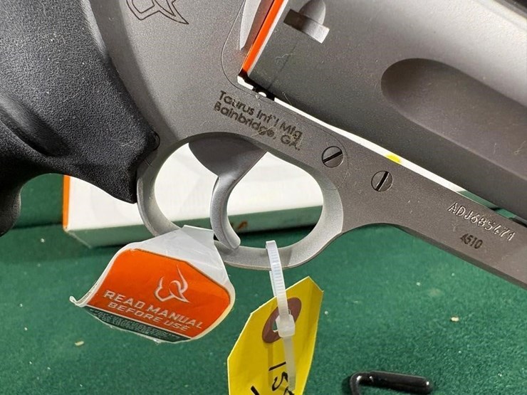 taurus-"the-judge"-45colt/410-ga-revolver-image-4