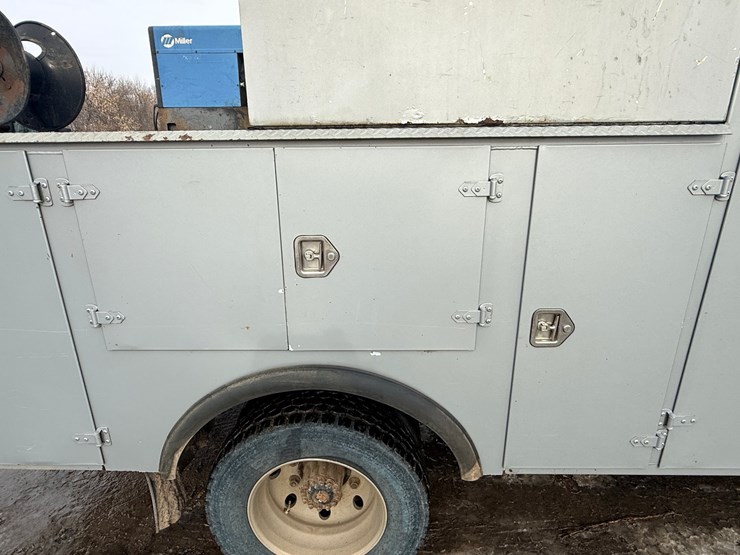 2004-caterpillar-c7-image-23