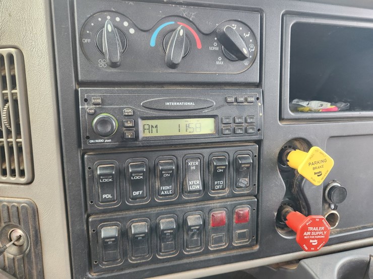 2008-international-workstar-7400-image-78