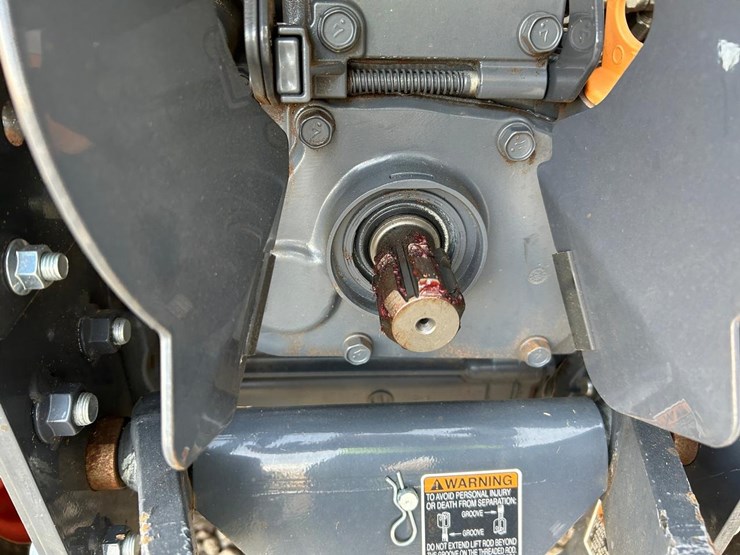 2021-kubota-bx2380-image-17