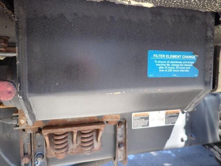 2017-western-star-4700sb-image-93