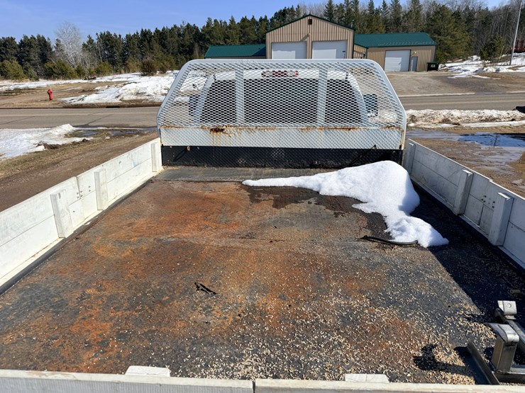 2006-chevrolet-3500hd-image-26