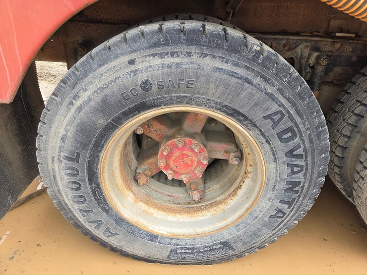 1993-international-9200-image-75