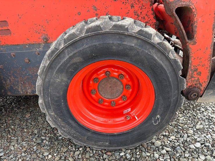 kubota-ssv65-image-44