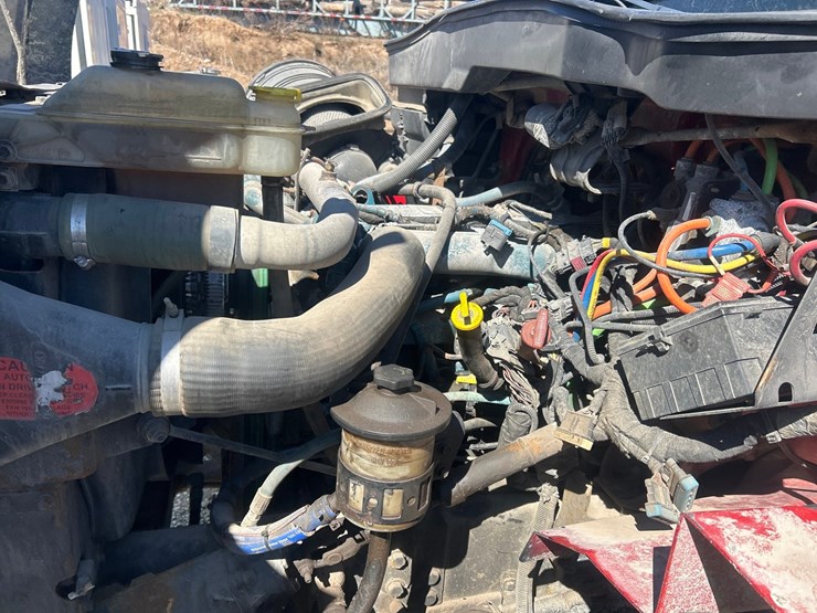 2006-international-7400-image-48