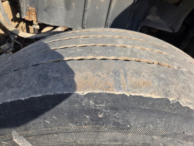 2012-international-7600-image-67