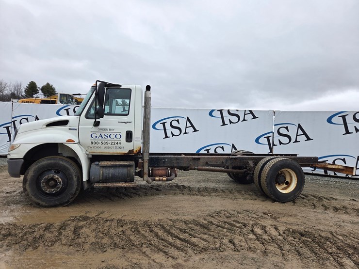 2009-international-4300-sba-image-2