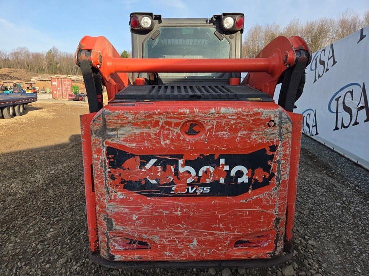 kubota-ssv65-image-4