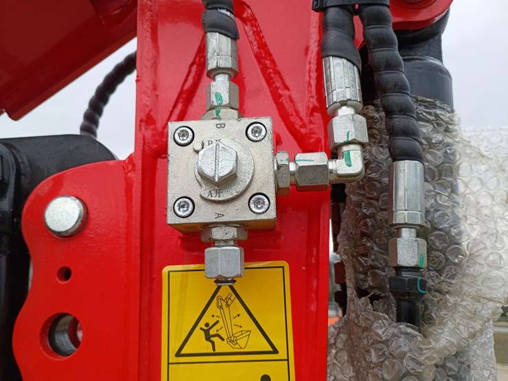 #l19-008-•-2026-tpm-18bs-mini-excavator-image-22