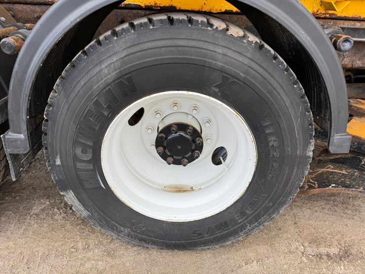 2009-international-workstar-7500-image-108