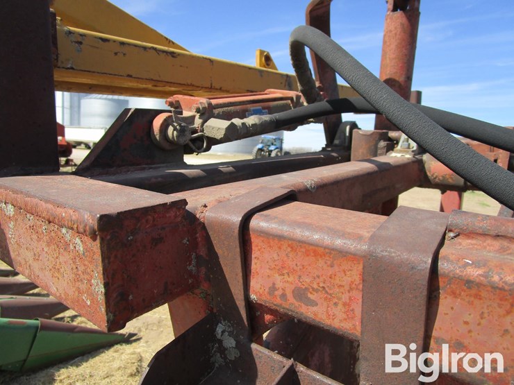 hydraulic-squeeze-chute-image-10