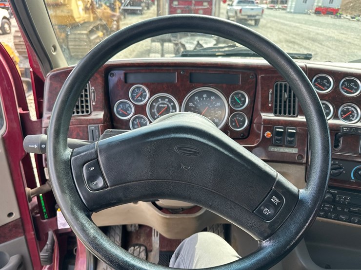 2001-caterpillar-c15-image-41