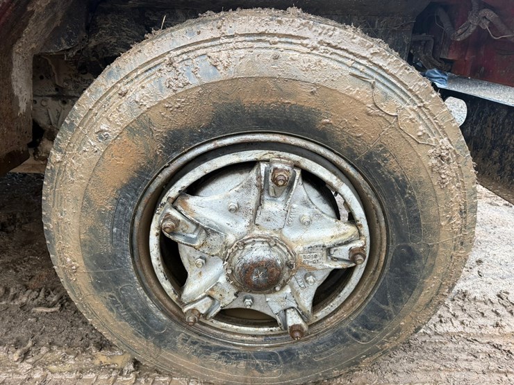 1980-international-8-image-51