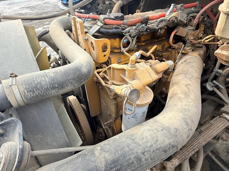 2004-caterpillar-c7-image-55