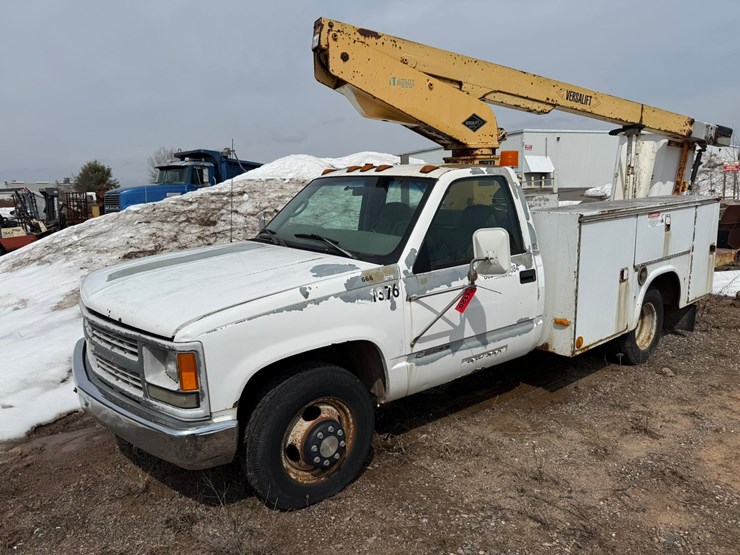 chevrolet-3500-image-1