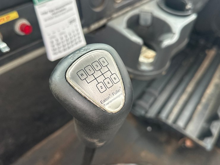 2010-international-4300-sba-image-41