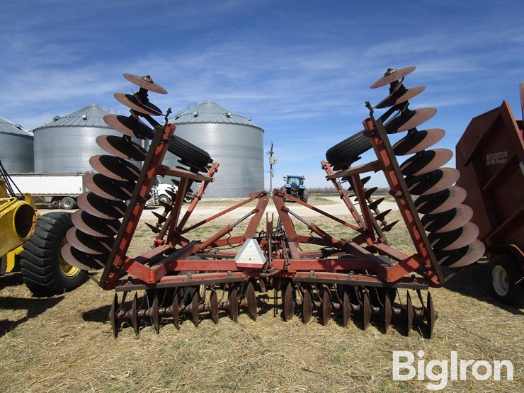 international-490-image-6