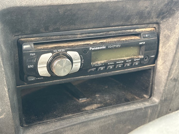 2000-gmc-t6500-image-38