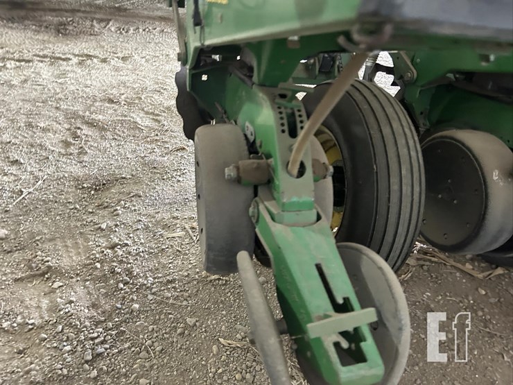 1998-john-deere-1750-image-12