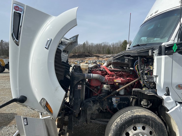 2017-kenworth-t680-image-51