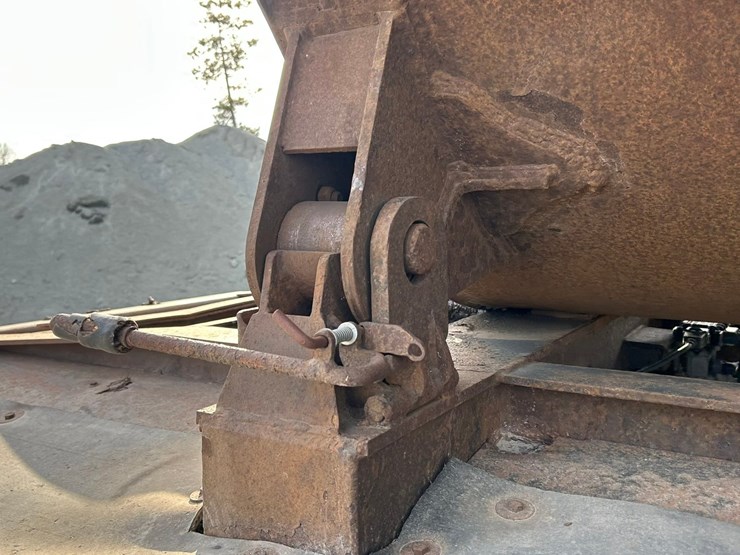 2000-axle-dump-trailer-image-30