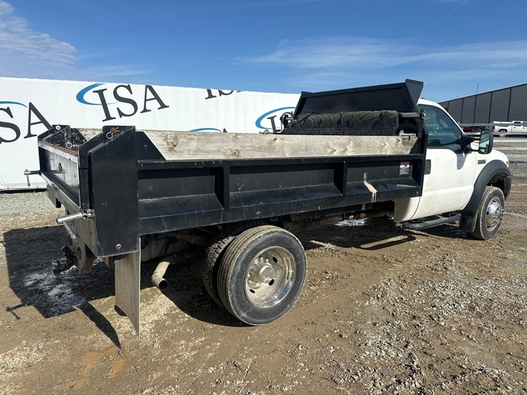 2006-ford-f550-image-5