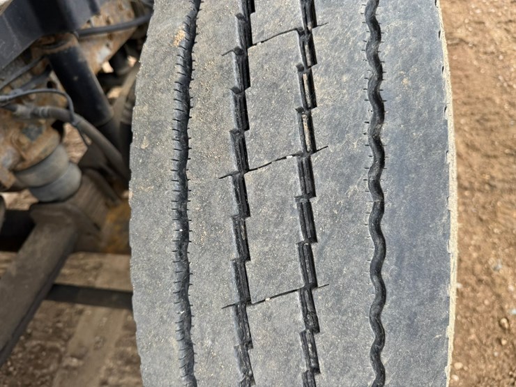 2007-international-durastar-4400-image-71