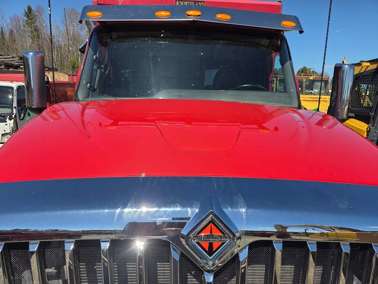 2019-international-hv613-image-13