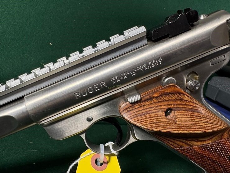 ruger-22-lr-pistol-mark-2-target-image-2