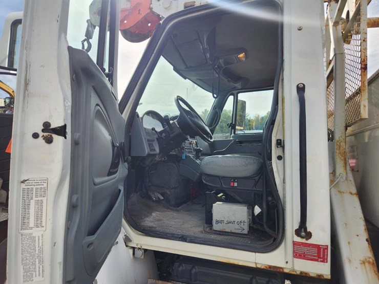 2003-international-durastar-4300-image-67