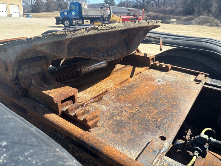 1994-international-9400-image-80