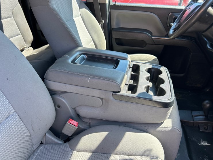 2018-chevrolet-3500-image-59