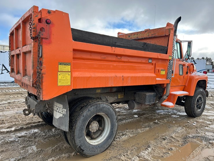 1997-massey-ferguson-8-image-5