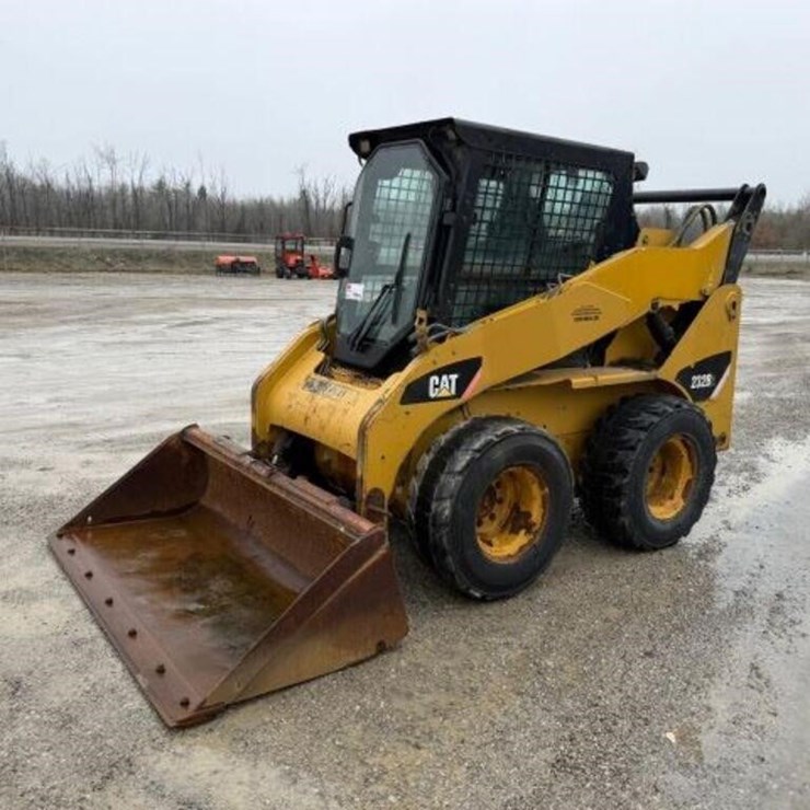 2009 CATERPILLAR 232B2