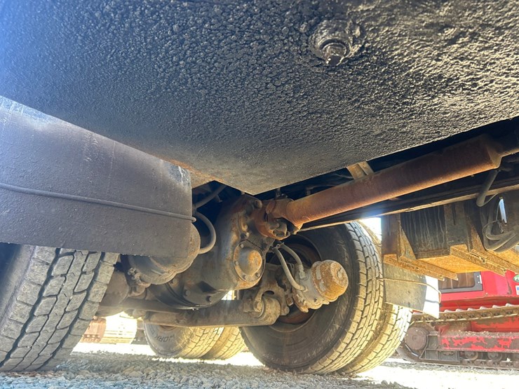 2006-international-7400-image-36